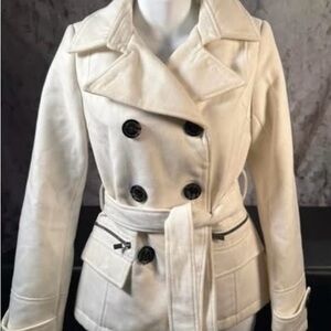 Elegant Women's Double-Breasted White Pea Coat